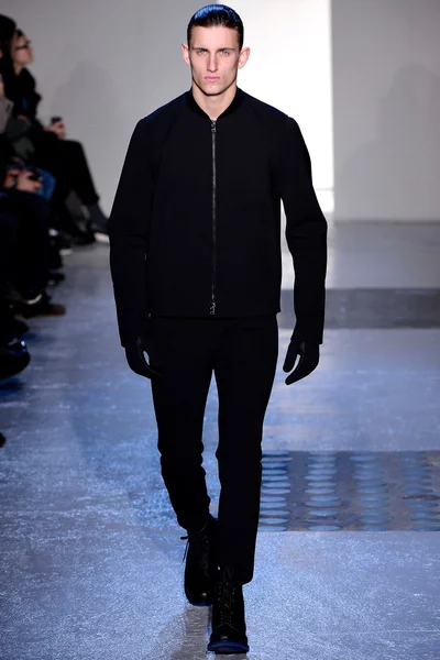 Look 33